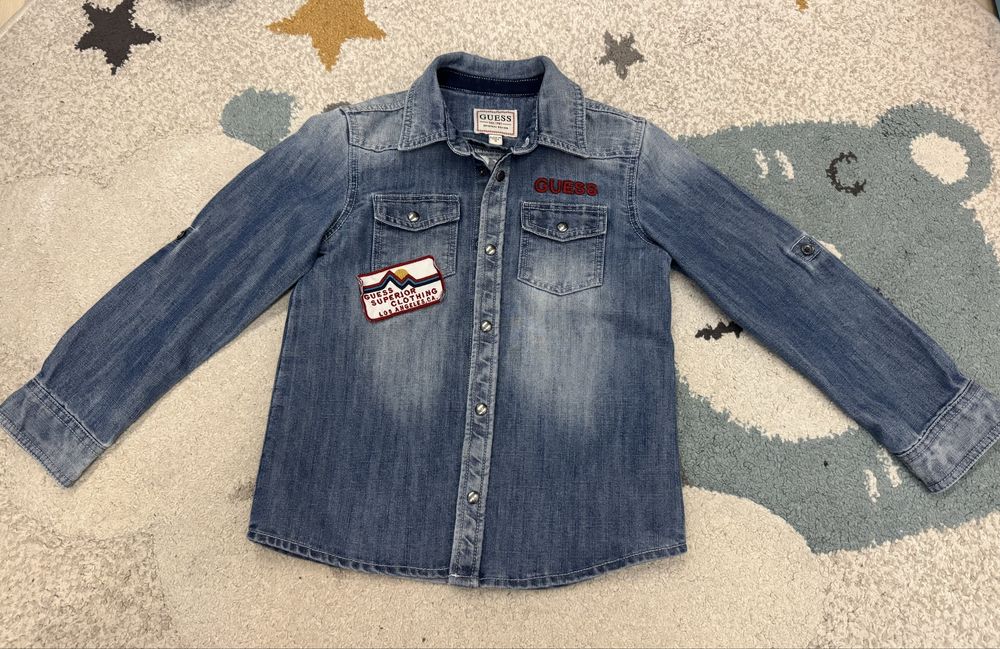 Детска дънкова риза Guess и бяла риза Mayoral