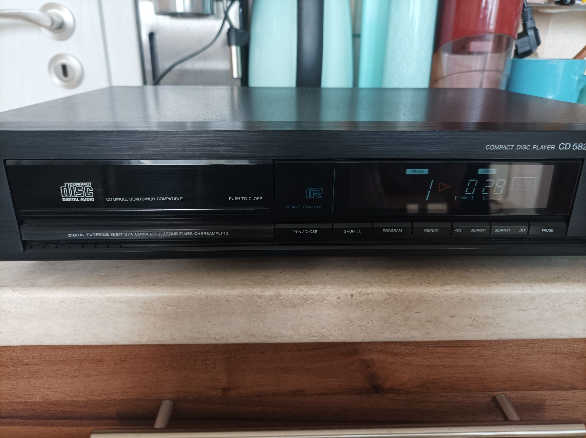 Продавам CD player Philips CD 582