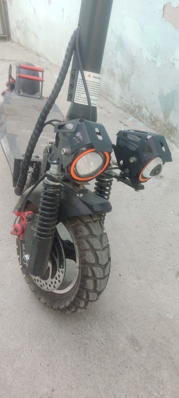 Kugoo m4 pro + 48v 21ah eng full pazisasi 80 km zapashos 45 km tezlik