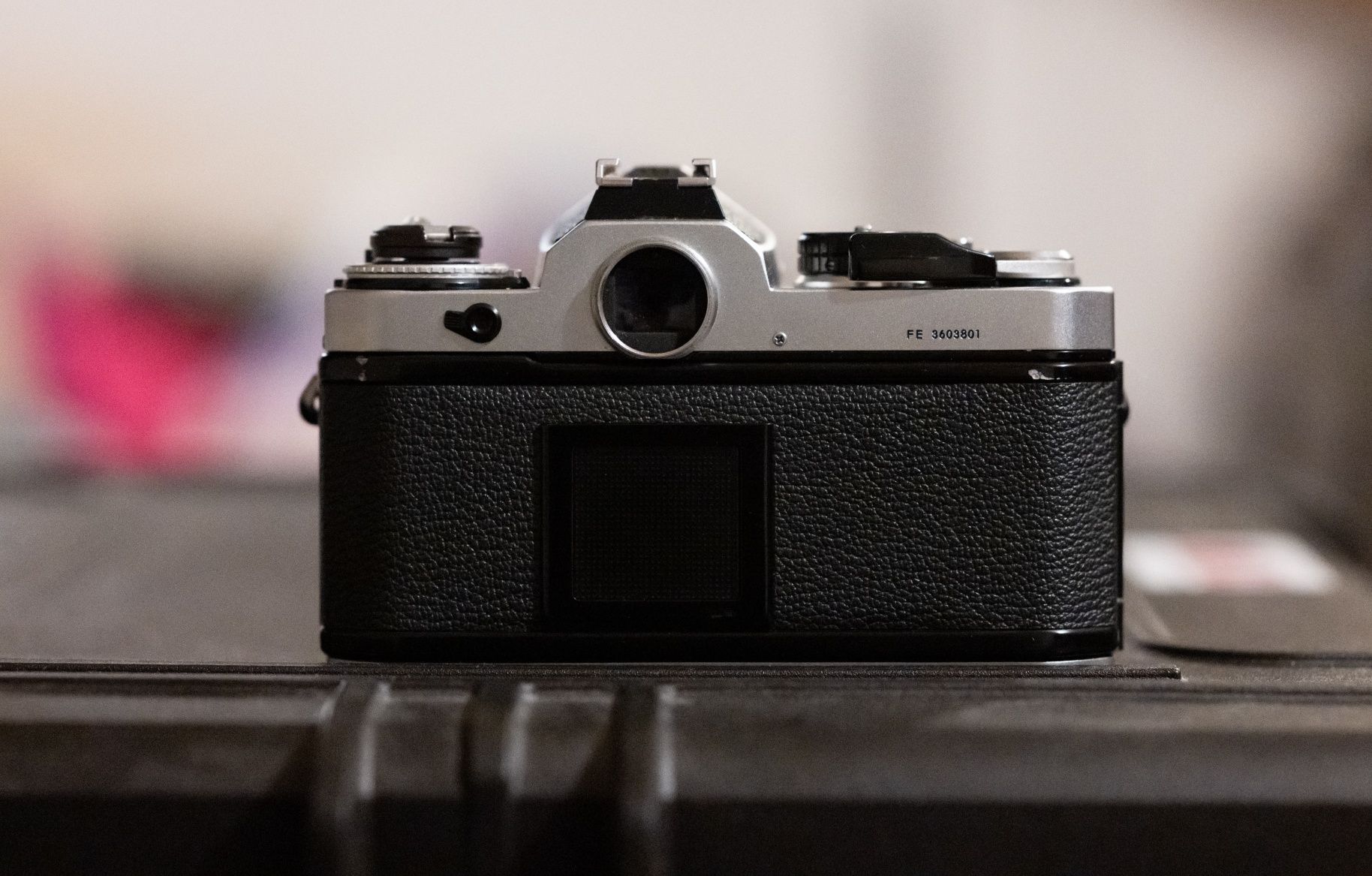 Vand Nikon FE ( pe film)
