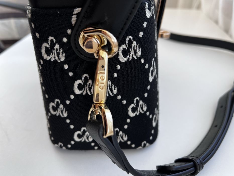 Ciel кокетна малка чанта от естествена кожа и плат