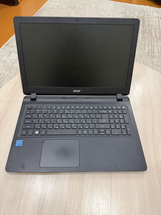 Ноутбук Acer Aspire ES1-533