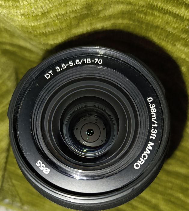 Obiectiv Sony DT 18-70mm F3.5-5.6
