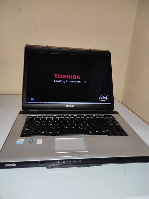 Laptop Toshiba L300