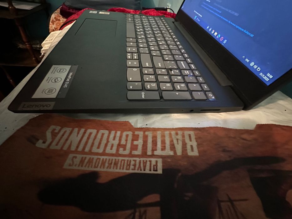 Ноутбук Lenovo 81WB