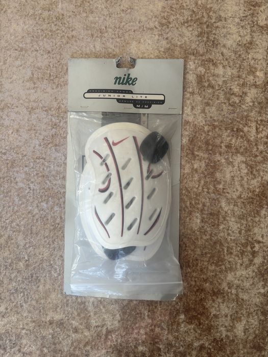 Протектори за футбол