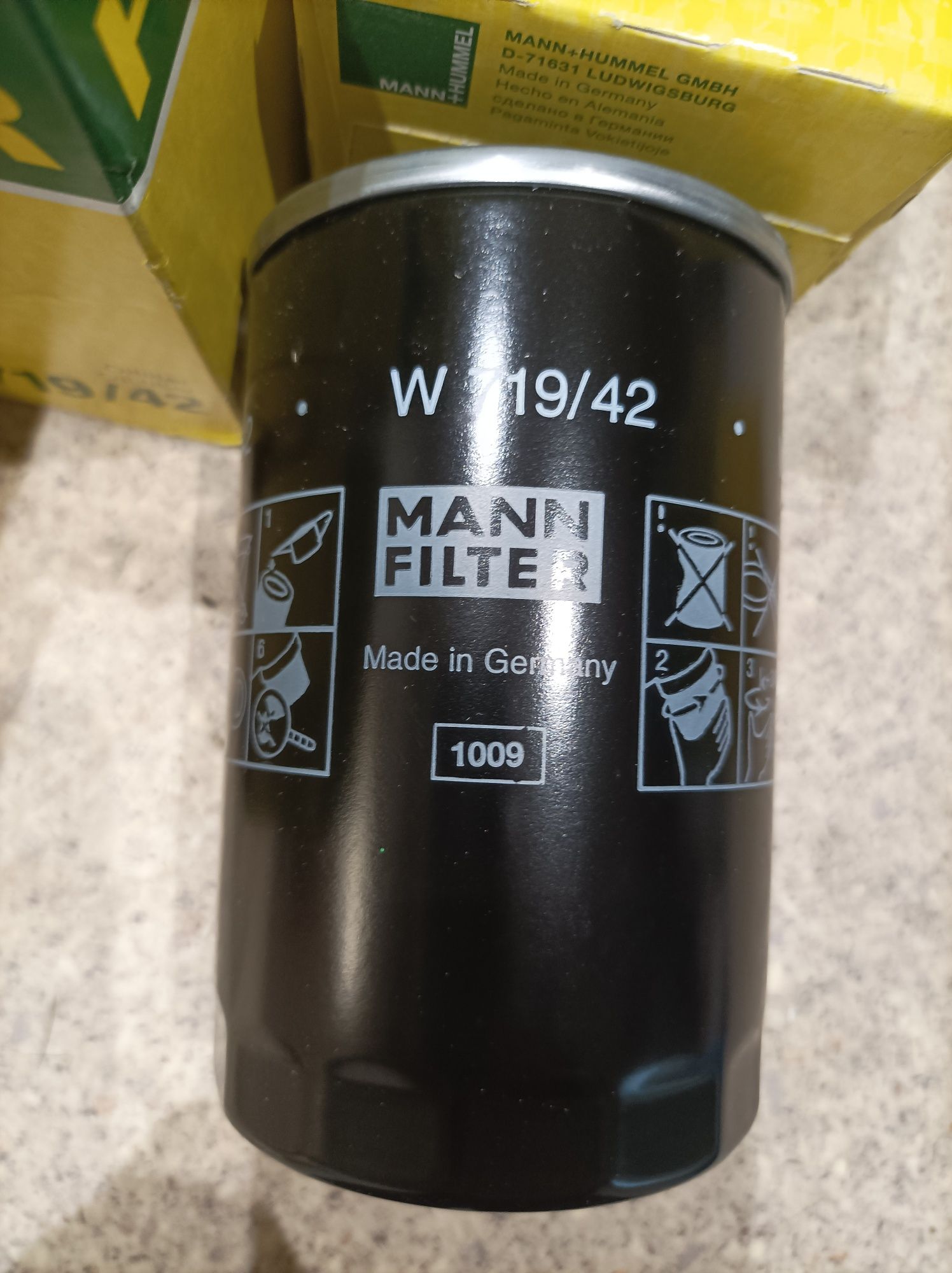 MANN-FILTER W/719/42 маслен филтър