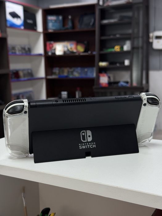 Прошитый Nintendo Switch Oled 128GB в идеальном состоянии