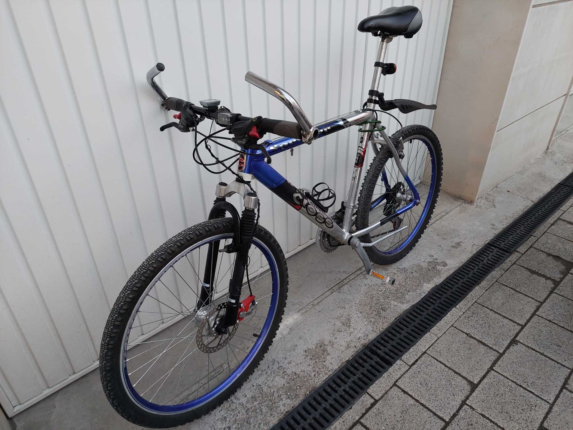 Планински велосипед Cross Sprinter с 26" гуми и рама XL