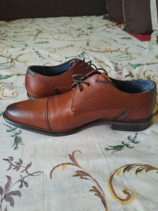 OKAZIE!!!  Pantofi eleganti din piele de calitate superioara,noua nr 4