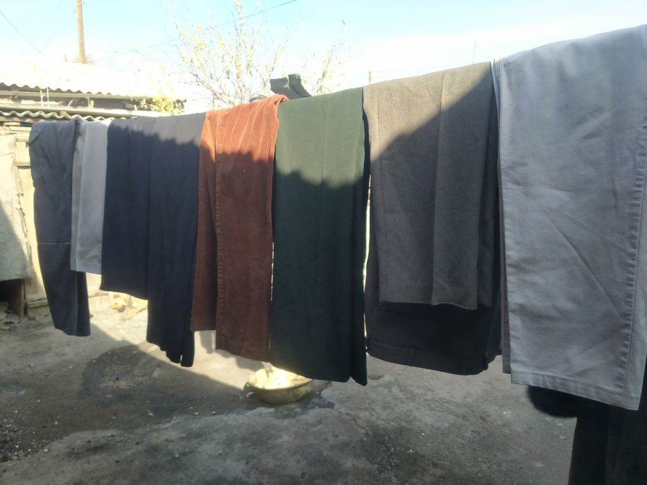 Продам мужские джинсы