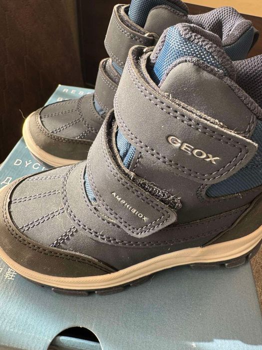 Geox 
Детски Обувки  Размер 26