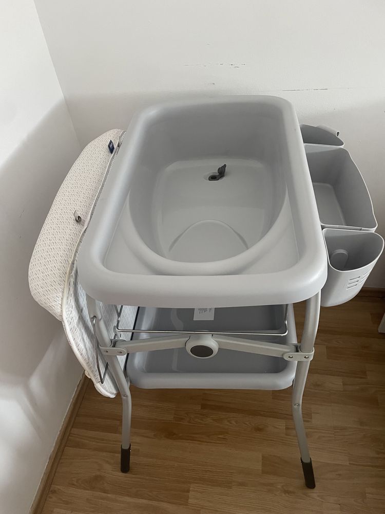 Cadita cu masa de infasat Chicco, Dots, 0luni+