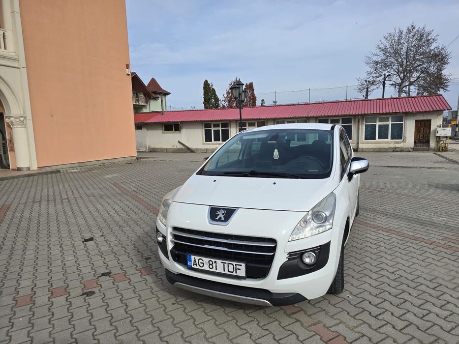 Peugeot 3008 Hybrid4 2.0 HDi 2013 – 200 CP – 4x4 – 240.000 km reali