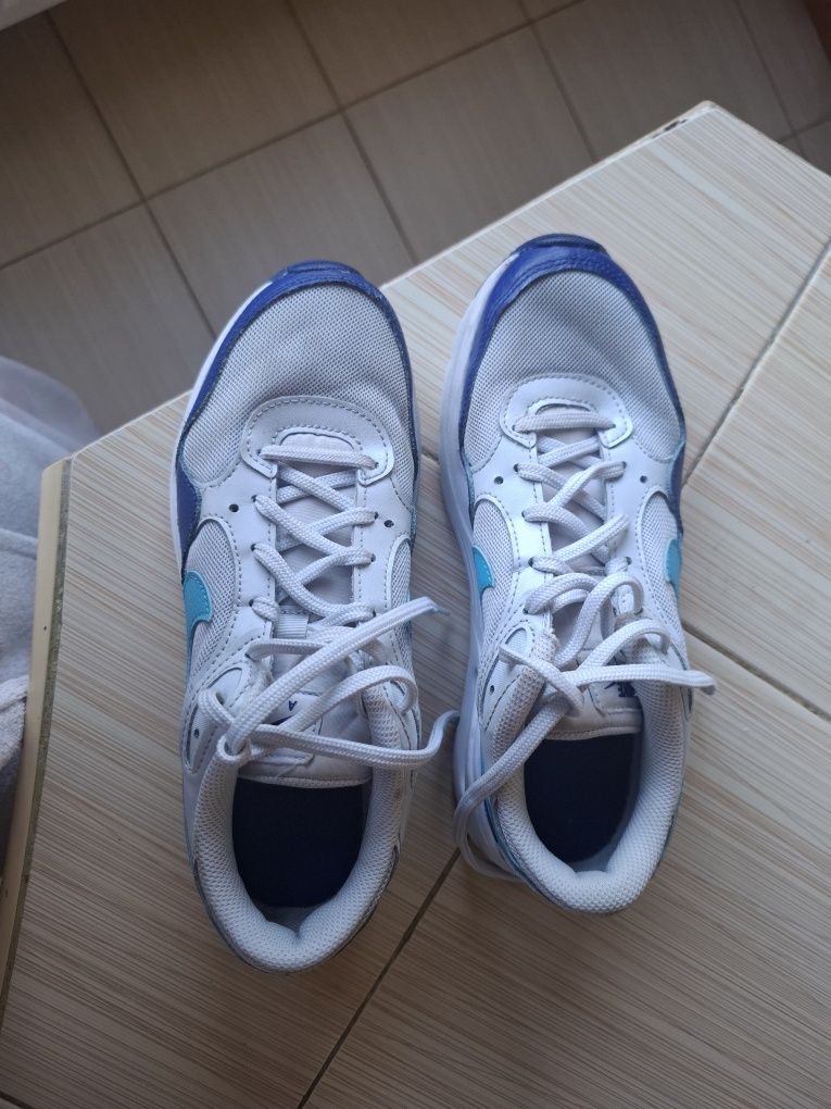 Маратонки Nike air max SC