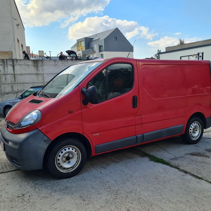 Opel Vivaro 3 locuri 1.9 diesel