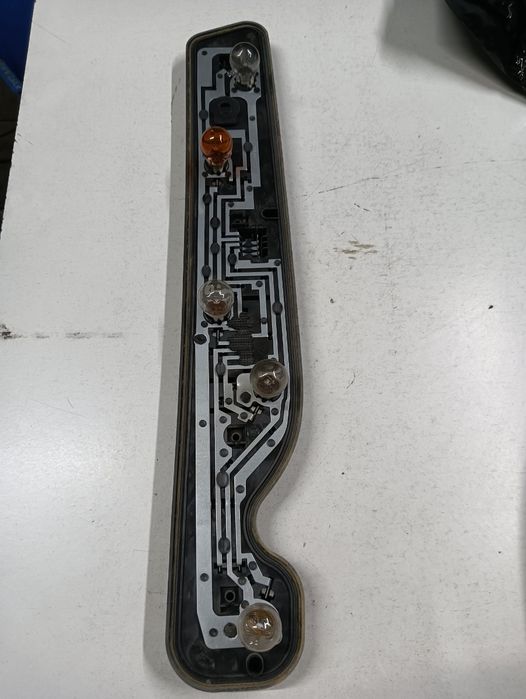 Soclu stop dreapta spate MERCEDES-BENZ SPRINTER 3,5-t 907 2018 - >