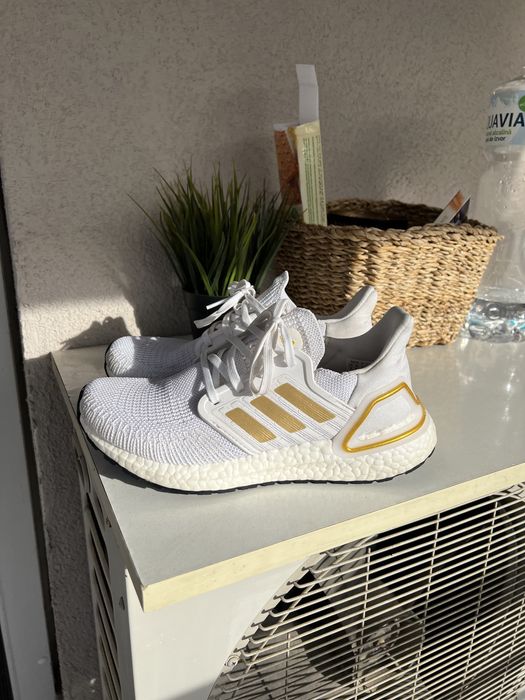 Adidas Ultraboost 20 W - White/ Gold Metalic