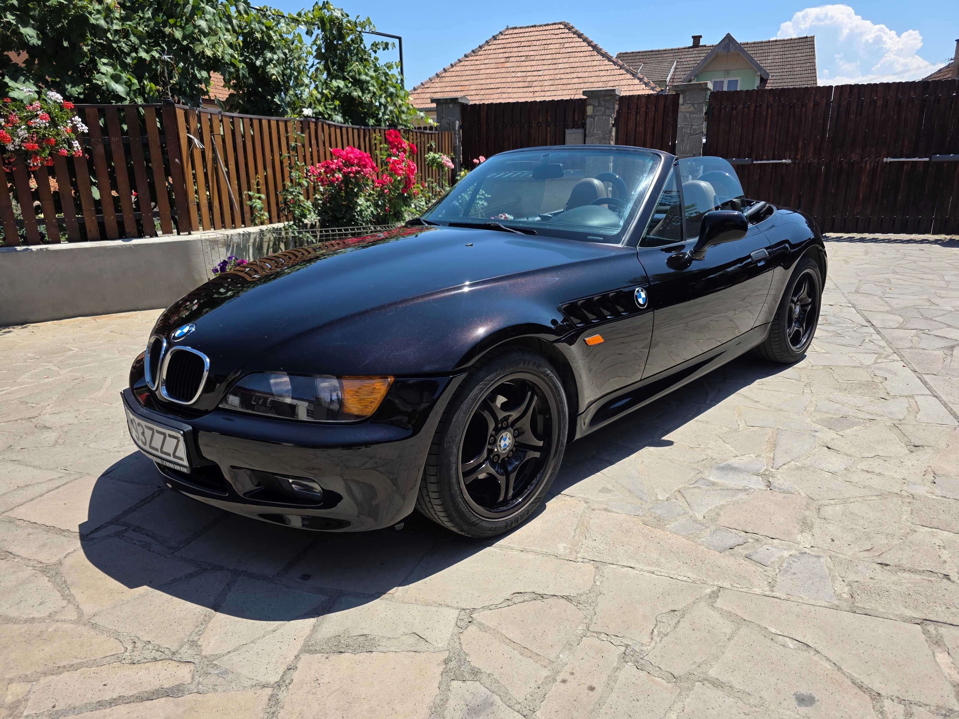 BMW Z3 1.8 Roadster din prima serie, anul fabricatiei 1996