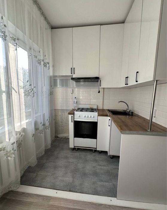 Yunsobod 14 kvartal 1 xona