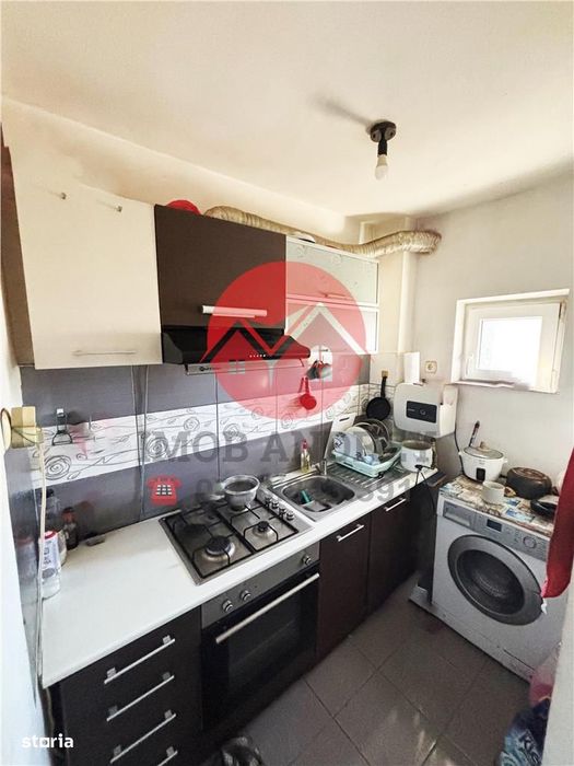 Garsoniera confort 1 zona centrala mobilata bloc cu lift cu chirias