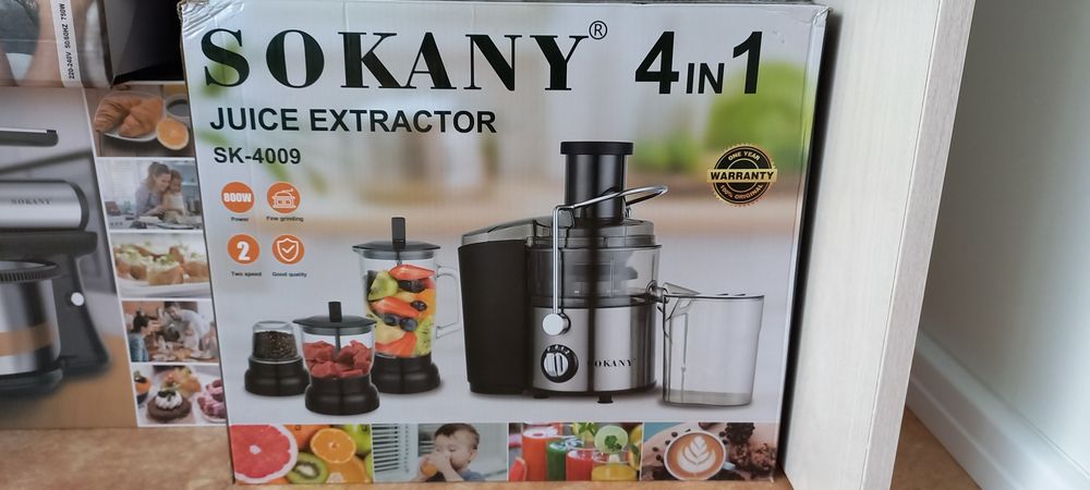 Соковыжималка продам