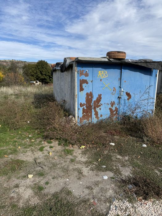 Бетонови  гаражи 18 квадрата