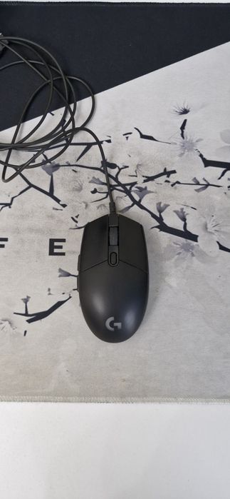 Мышка Logitech g 102