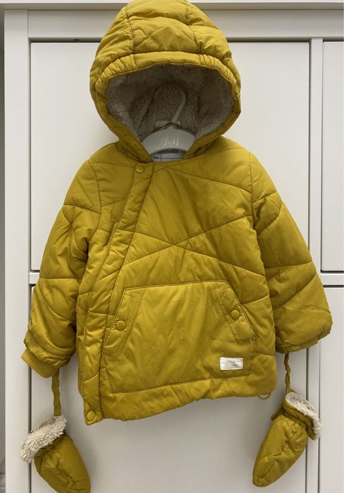 Geaca cu blana și manusi pentru copii (mărimea 80)