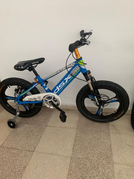 Bicicleta copii culoare albastra stare foarte buna