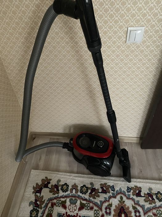 Пылесос продам в хорошем состояний смотрите