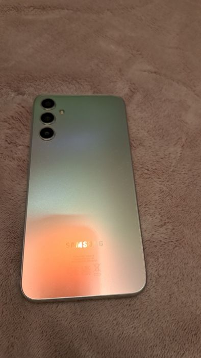 Продавам телефон Samsung A34