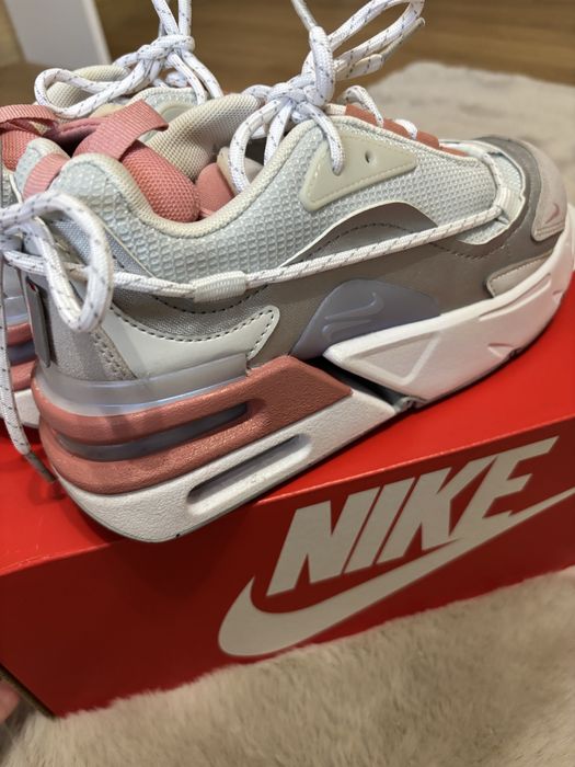 Маратонки Nike Furyosa