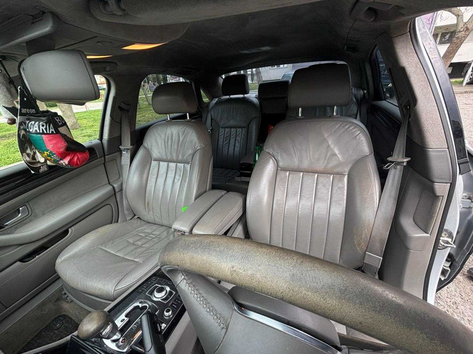Audi A8 D3 3.7 2002