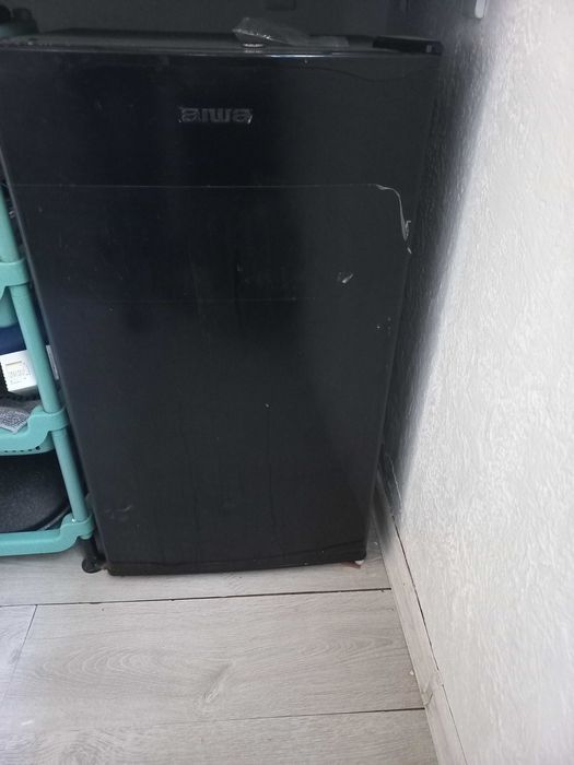 Продам холодильник Айва