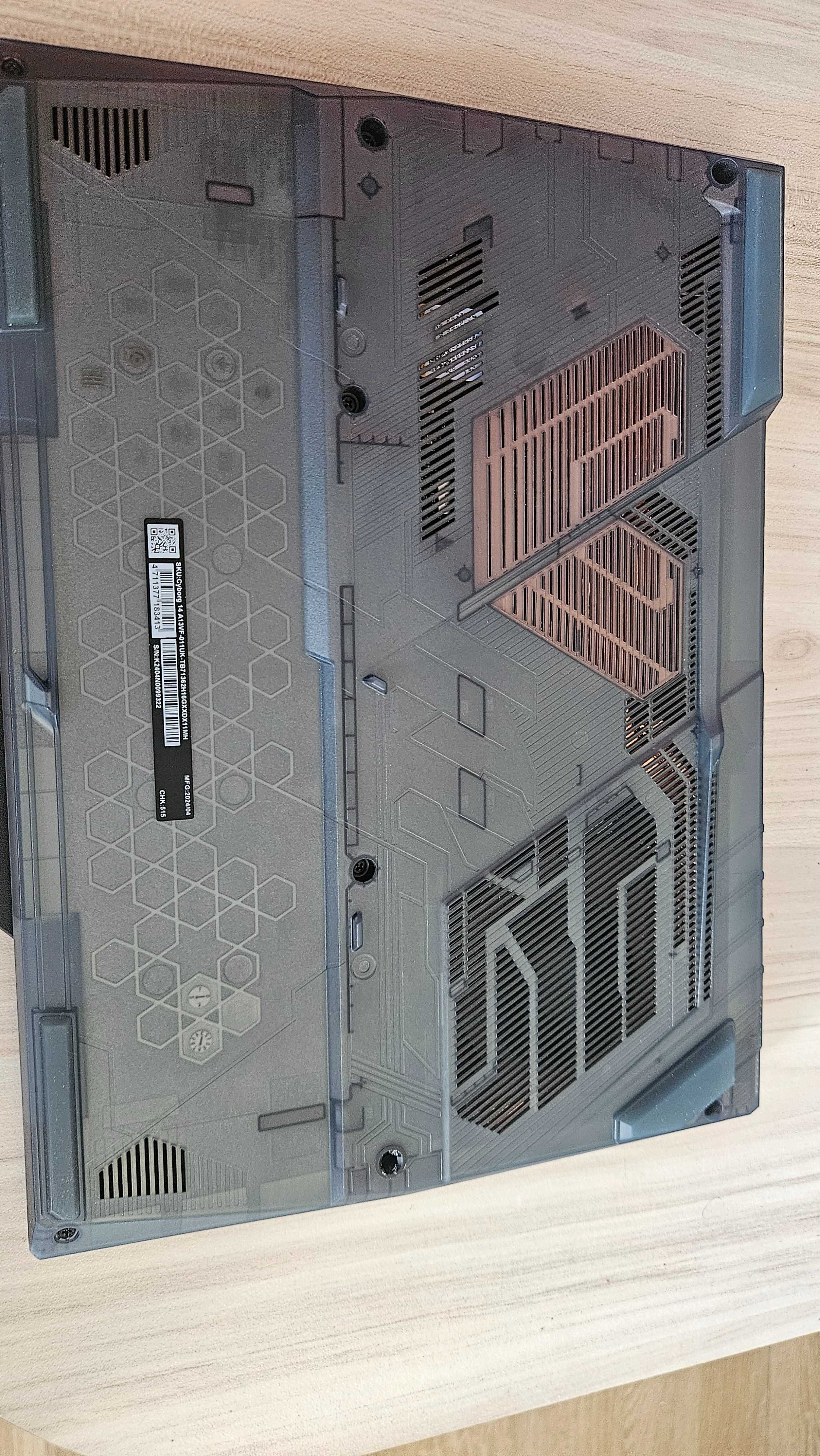 MSI Cyborg 14 A13vf 4060 8gb i7-13620H 16gb ddr5