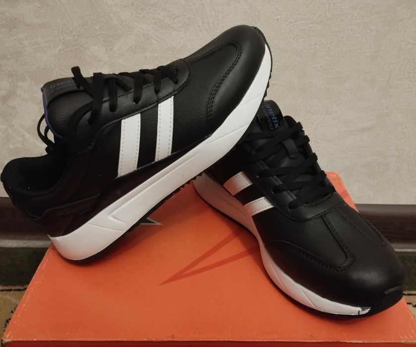 Новые женские кроссовки.Производство Турция.