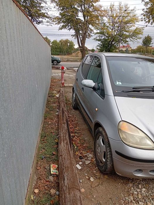Vand Mercedes A170 pentru dezmembrare