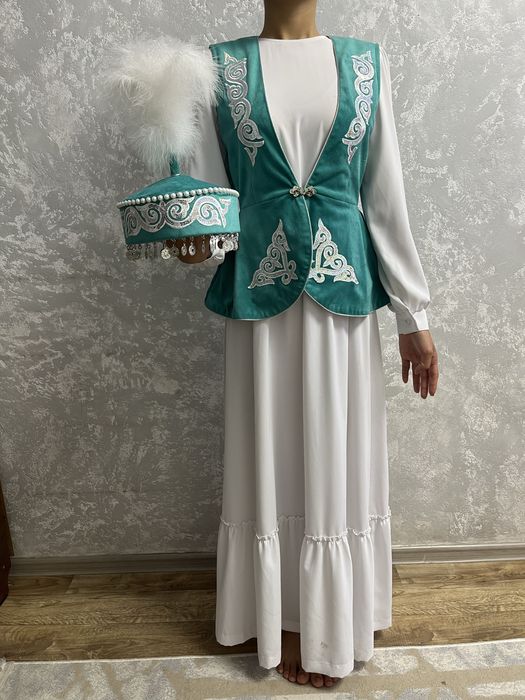 Национальное казахское платье
