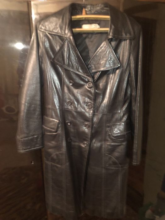 Кожанный тренч черный