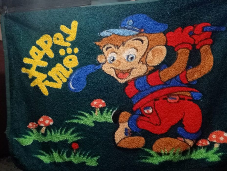 Два плед-одеяла: Взрослое и Детское толстые, тёплые в отличном состоян