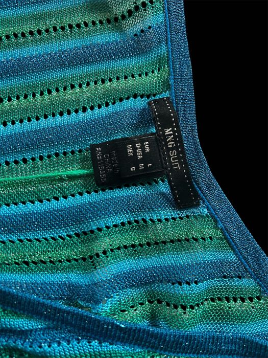 MNG рокля от лурекс с отворени детайли