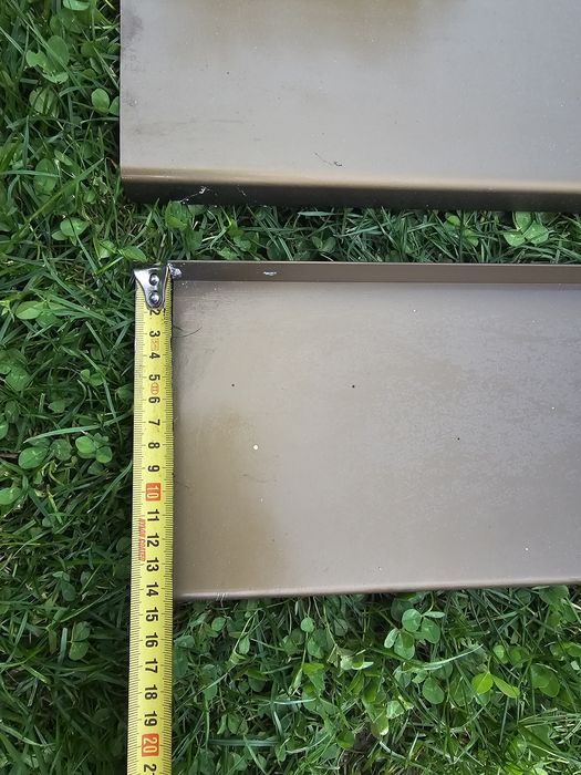 Vand 4 pervaze de aluminiu si una de PVC