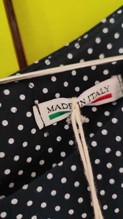 Rochie nouă cu etichetà