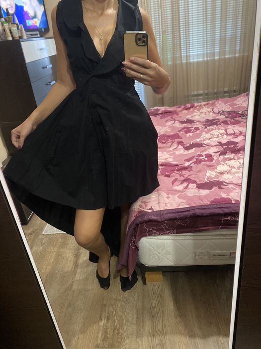 Асиметрична рокля