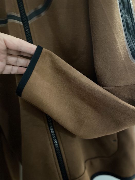 Nike Tech maron marimea M