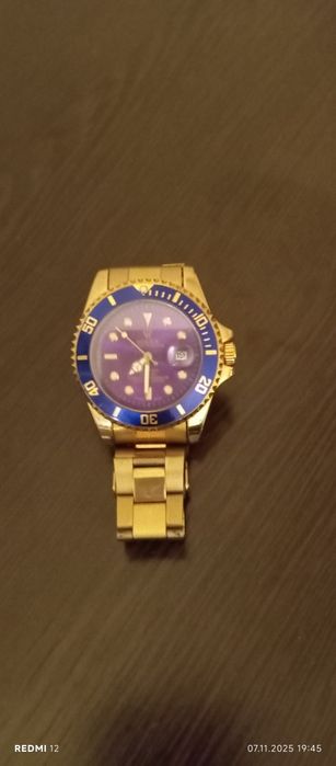 Часы Rolex цвет золотой