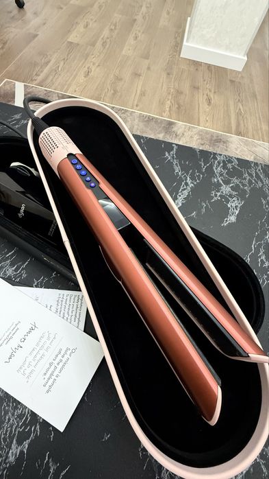 Dyson оригинал фен ва сочни силлик килади..