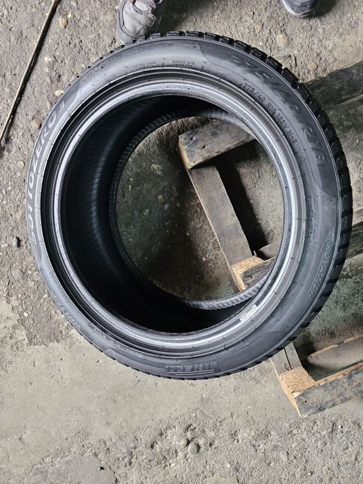 1 anvelopa iarna 275 40 18 Pirelli 2022