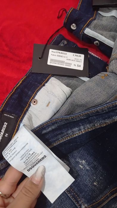 Blugi dsquared2 bărbați